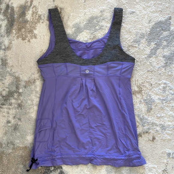 Lululemon Tank Size 10 - Picture 4 of 6